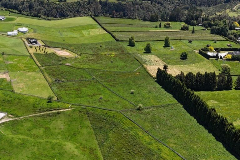 Photo of property in 22 Betty May Drive, Pyes Pa, Tauranga, 3173