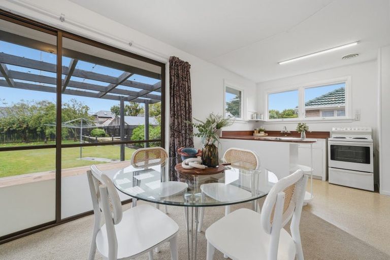 Photo of property in 32 Reynolds Avenue, Bishopdale, Christchurch, 8053