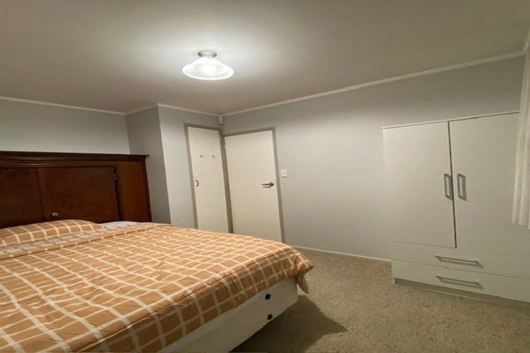 Photo of property in 15 Tangelo Place, Bucklands Beach, Auckland, 2012