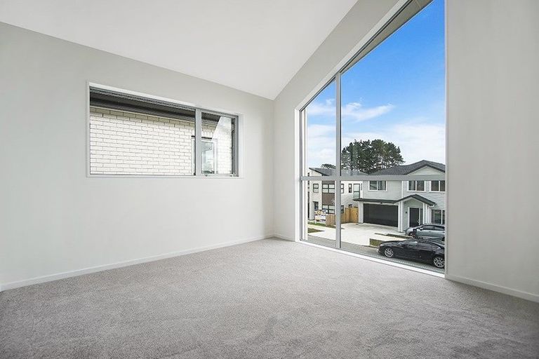Photo of property in 32 Paripari Street, Flat Bush, Auckland, 2019