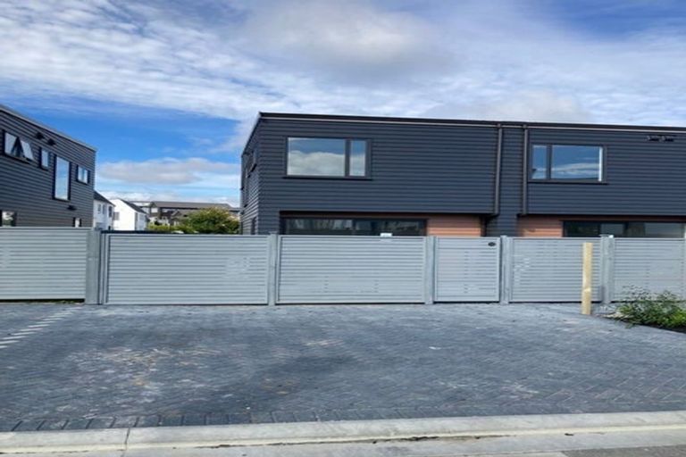 Photo of property in 43 Harewood Street, Whenuapai, Auckland, 0618
