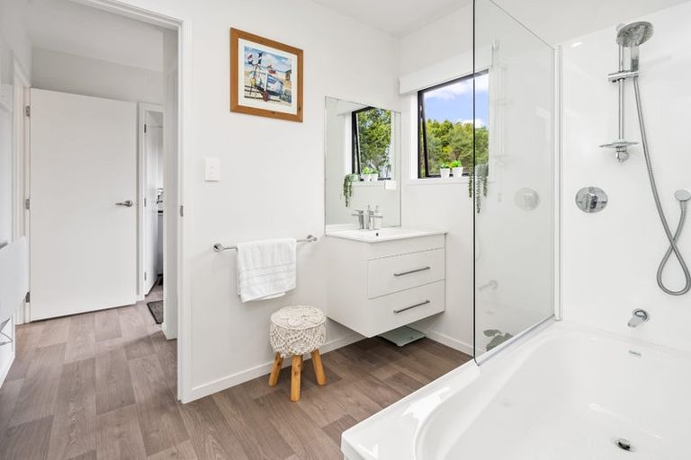 Photo of property in 839 Owhiwa Road, Parua Bay, Onerahi, 0192