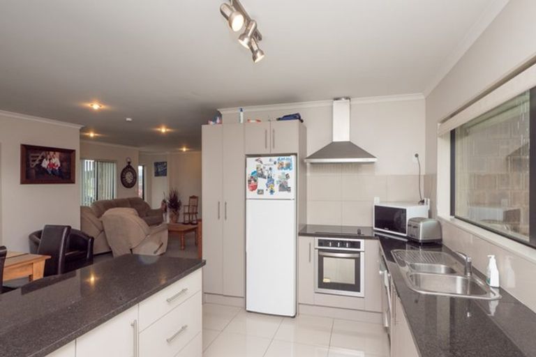 Photo of property in 2 Reremoana Close, Hawera, 4610