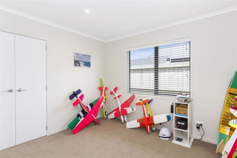 Photo of property in 9 Hiria Crescent, Papamoa Beach, Papamoa, 3118