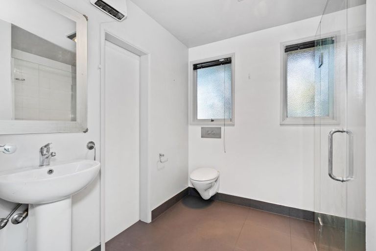 Photo of property in 29 Gibbs Drive, Woodend, 7610