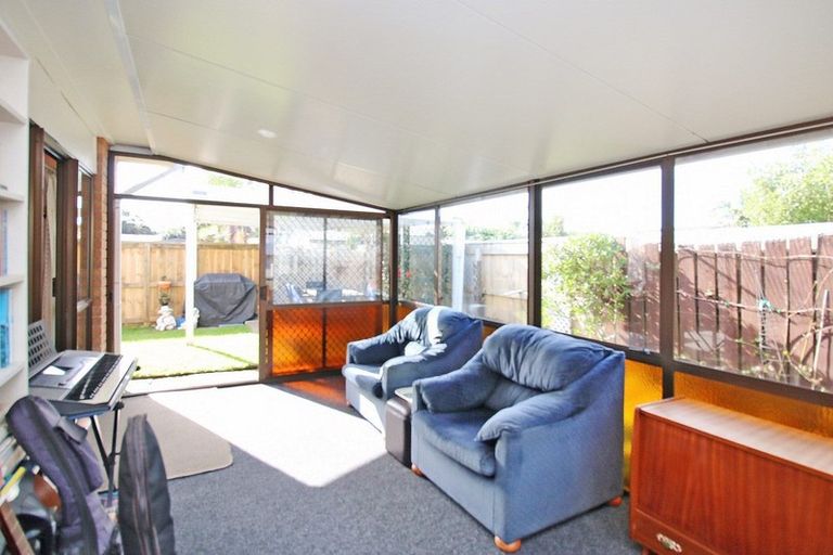 Photo of property in 8a Moorea Place, Mount Maunganui, 3116