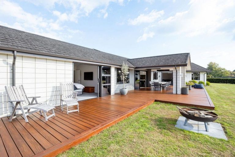 Photo of property in 11 South Oaks Close, Pukemoremore, Cambridge, 3493