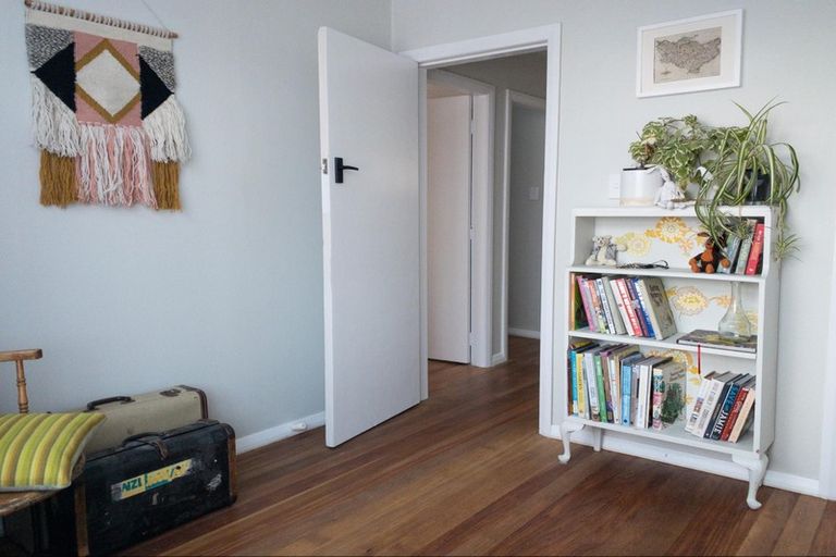 Photo of property in 8 Fox Street, Featherston, 5710