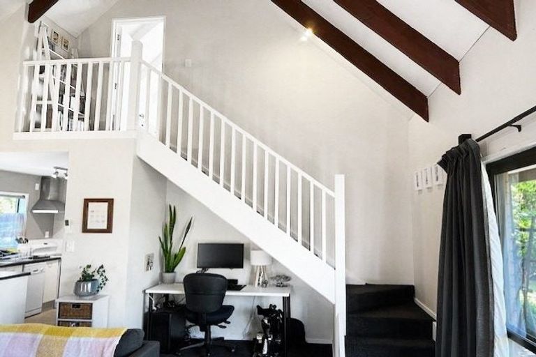 Photo of property in 31a Larch Place, Casebrook, Christchurch, 8051