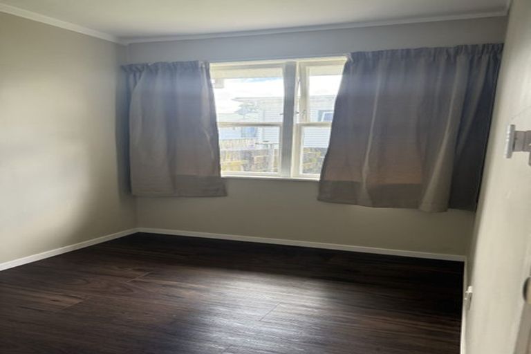 Photo of property in 2/15 Woolfield Road, Papatoetoe, Auckland, 2025