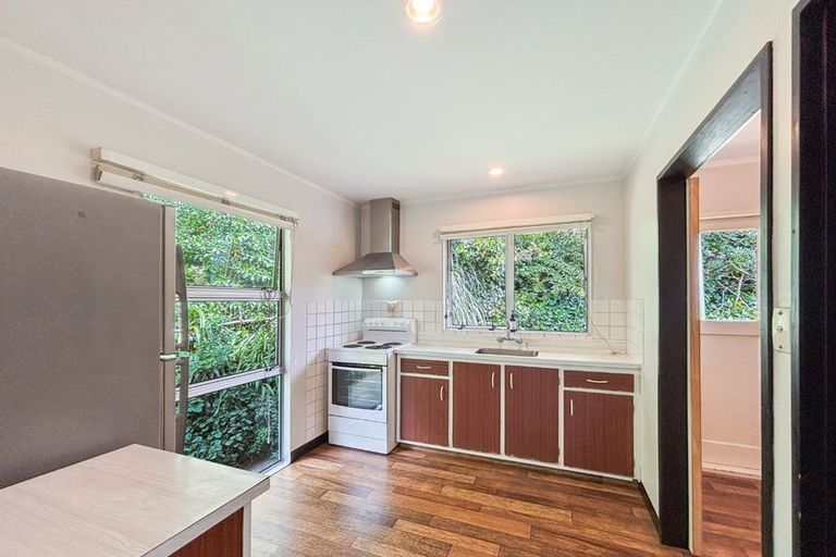 Photo of property in 2/145 Ohariu Road, Johnsonville, Wellington, 6037