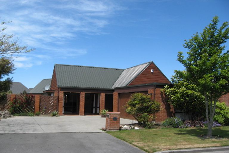 Photo of property in 10 Claverley Gardens, Avonhead, Christchurch, 8042