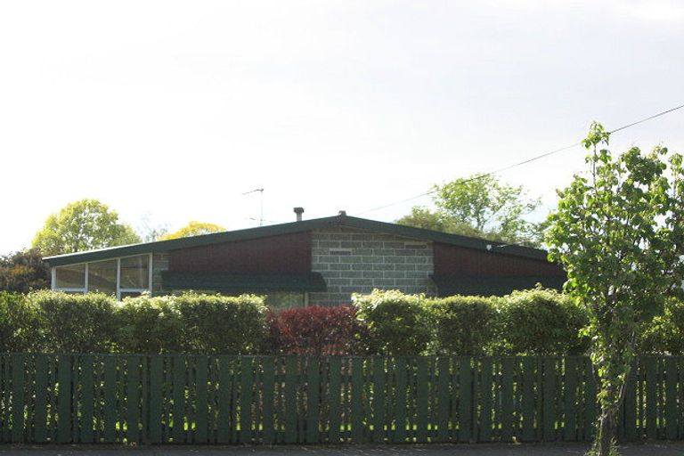 Photo of property in 50 Colemans Road, Springlands, Blenheim, 7201