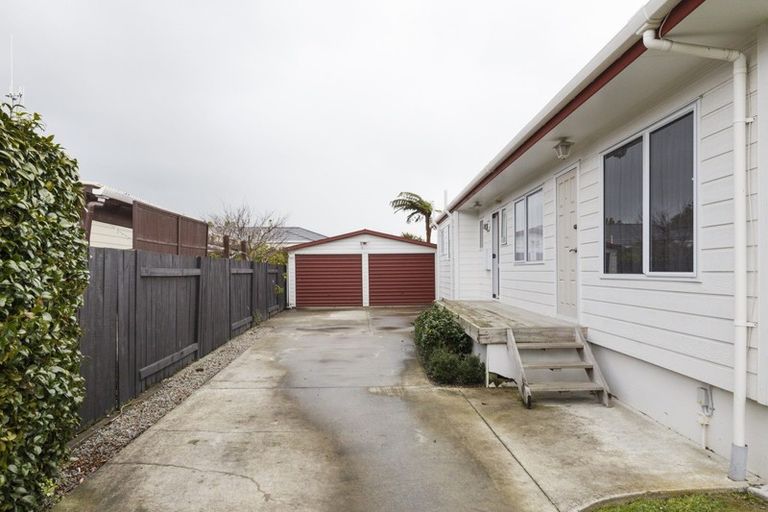 Photo of property in 25 Dalfield Place, Highbury, Palmerston North, 4412