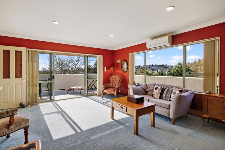 Photo of property in 39 Bayvista Close, Welcome Bay, Tauranga, 3112