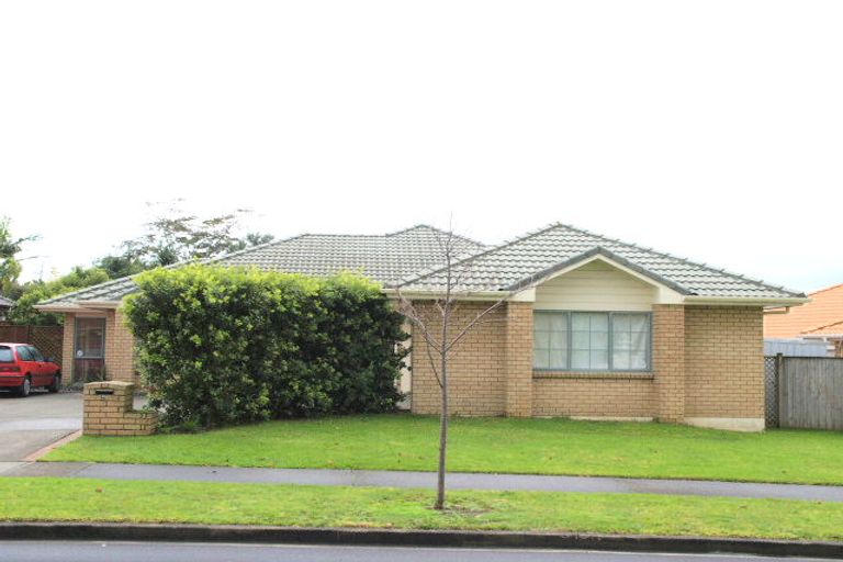 Photo of property in 3 Corta Bella Place, Golflands, Auckland, 2013