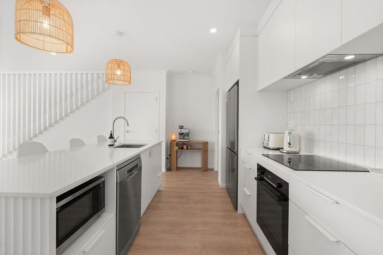 Photo of property in 104 Pallida Crescent, Papamoa Beach, Papamoa, 3118