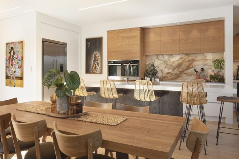 Photo of property in 210 Oceanbeach Road, Mount Maunganui, 3116