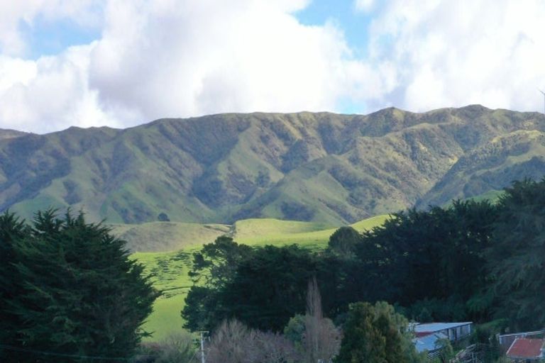 Photo of property in 132 Omata Road, Pahiatua, 4988