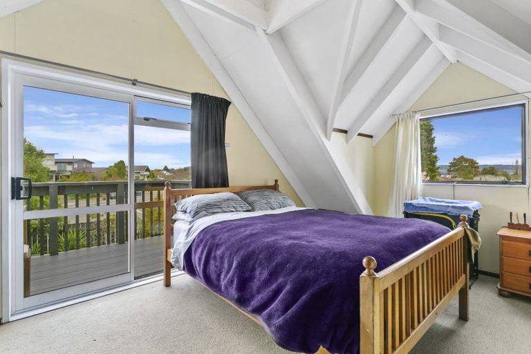 Photo of property in 1 Green Place, Richmond Heights, Taupo, 3330