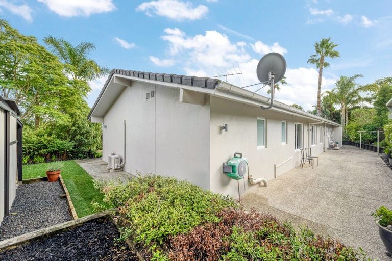 Photo of property in 11 Holly Way, Sunnyhills, Auckland, 2010