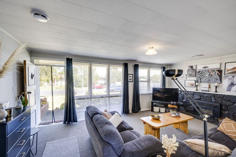 Photo of property in 32 Coventry Avenue, Tamatea, Napier, 4112