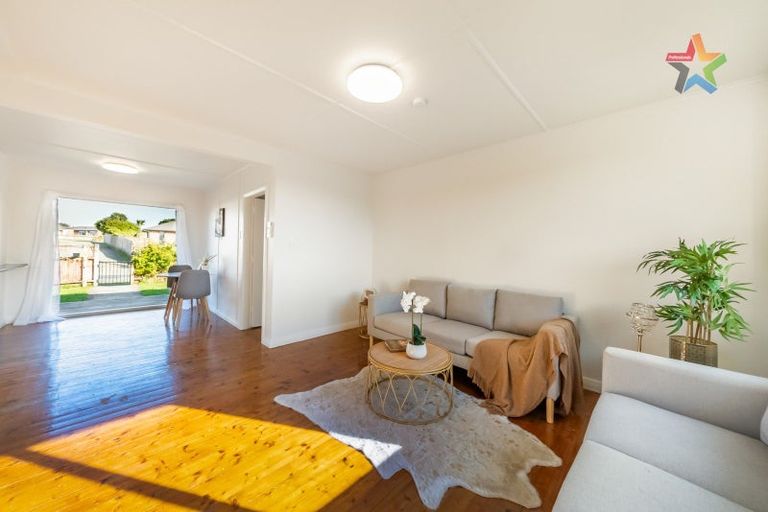 Photo of property in 24 Opapa Street, Titahi Bay, Porirua, 5022