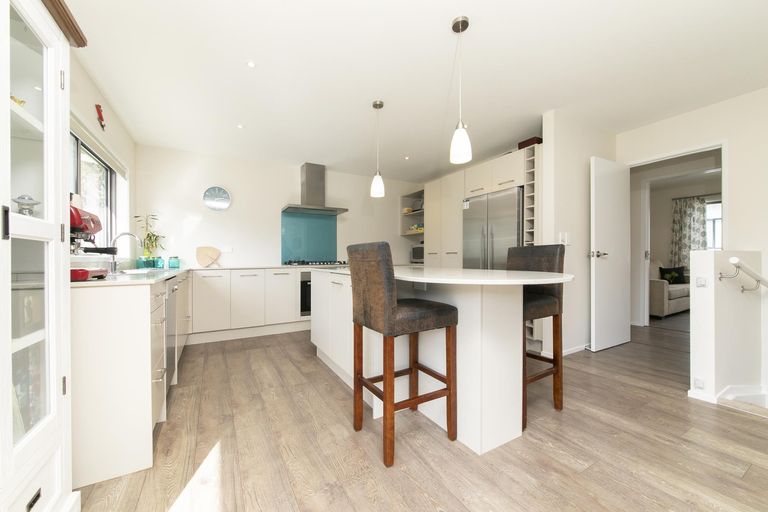 Photo of property in 30 Wautaiti Drive, Riverhead, 0820