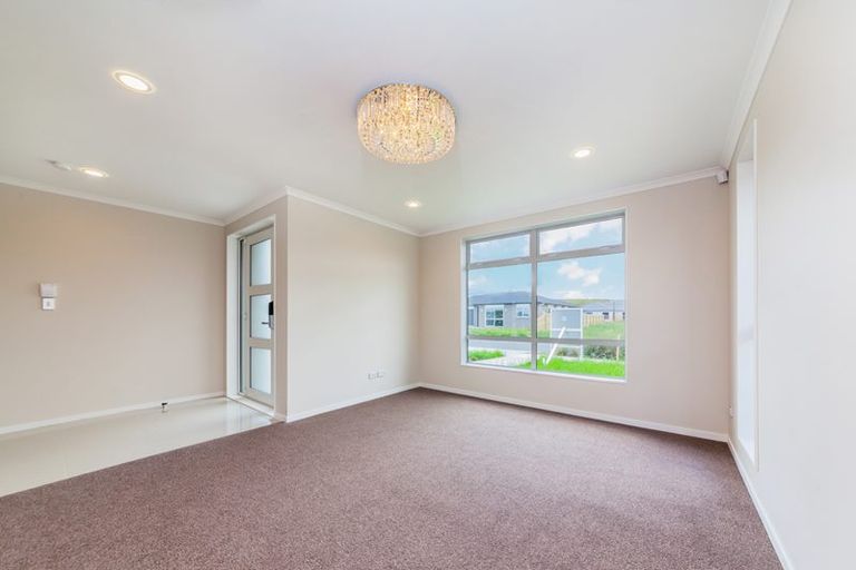 Photo of property in 18 Wellfield Drive, Papakura, 2110