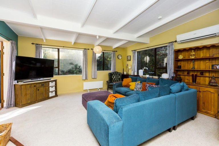 Photo of property in 6 Avian Road, Blue Mountains, Upper Hutt, 5371