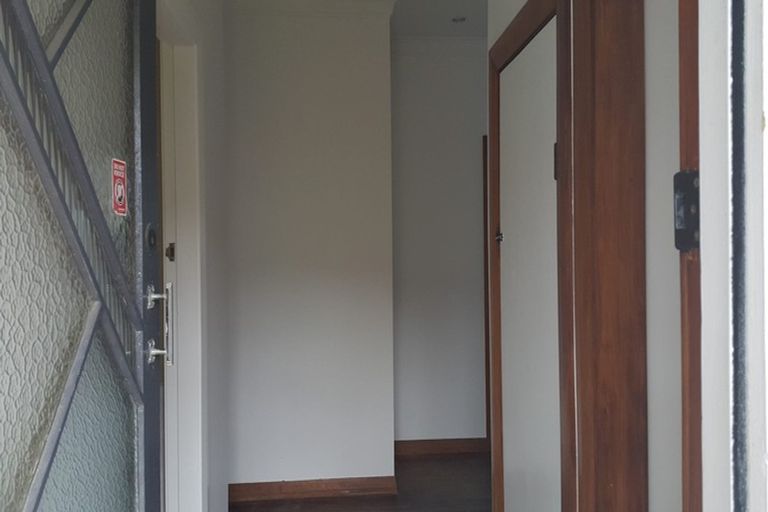 Photo of property in 16 Brussels Street, Miramar, Wellington, 6022