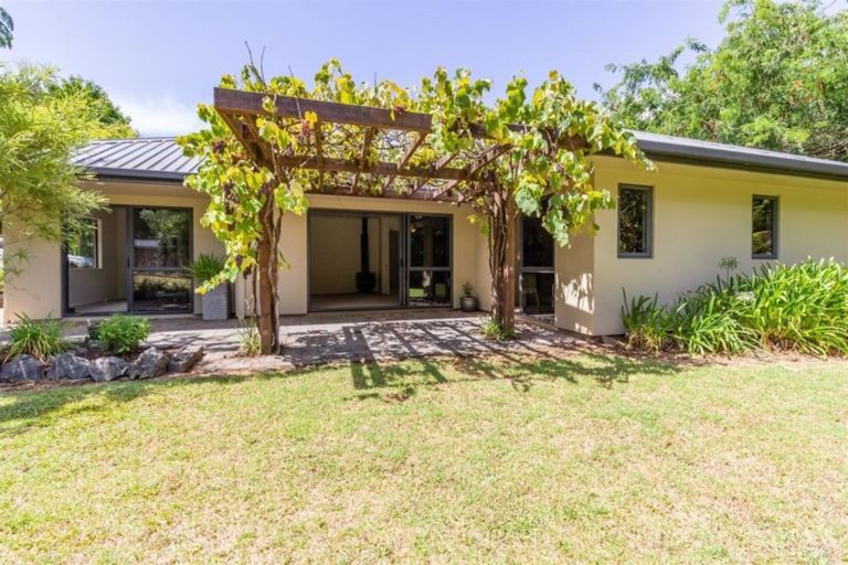 Photo of property in 17a Edkins Road, Kerikeri, 0230