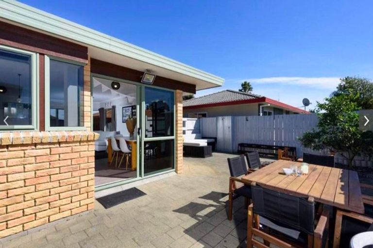 Photo of property in 36 Pacific View Road, Papamoa Beach, Papamoa, 3118
