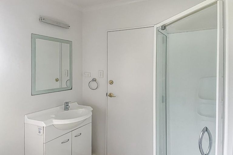 Photo of property in 150 Upper Fitzherbert Road, Wainuiomata, Lower Hutt, 5373