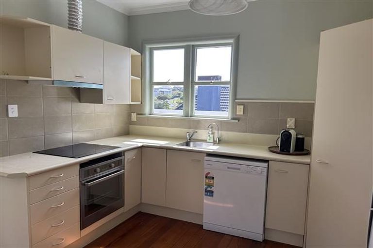 Photo of property in 56 Polygon Road, Saint Heliers, Auckland, 1071