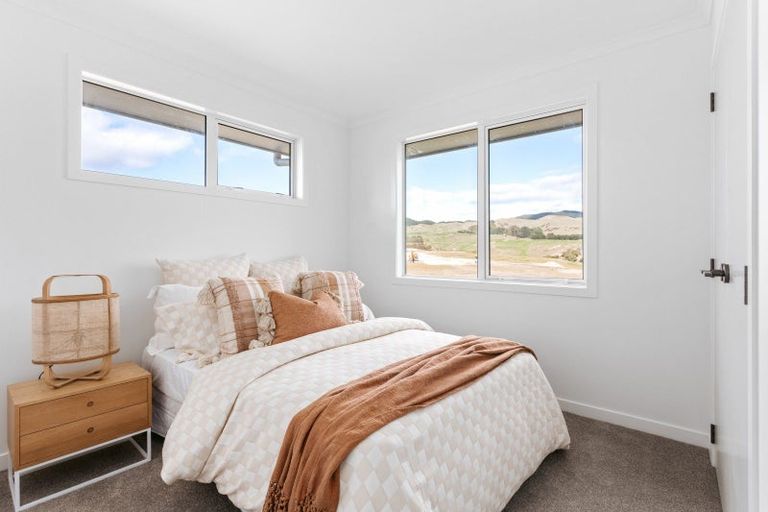 Photo of property in 21 Kohekohe Drive, Owhata, Rotorua, 3010