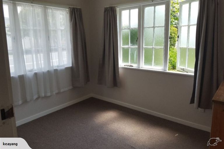 Photo of property in 193 Muritai Road, Eastbourne, Lower Hutt, 5013