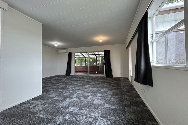 Photo of property in 26 Pooks Road, Ranui, Auckland, 0612