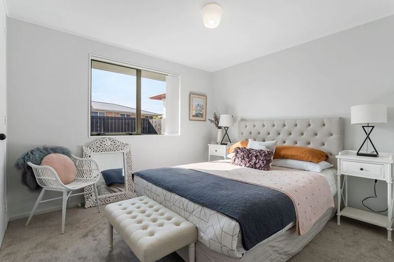 Photo of property in 10a Cramond Drive, Mangere East, Auckland, 2024