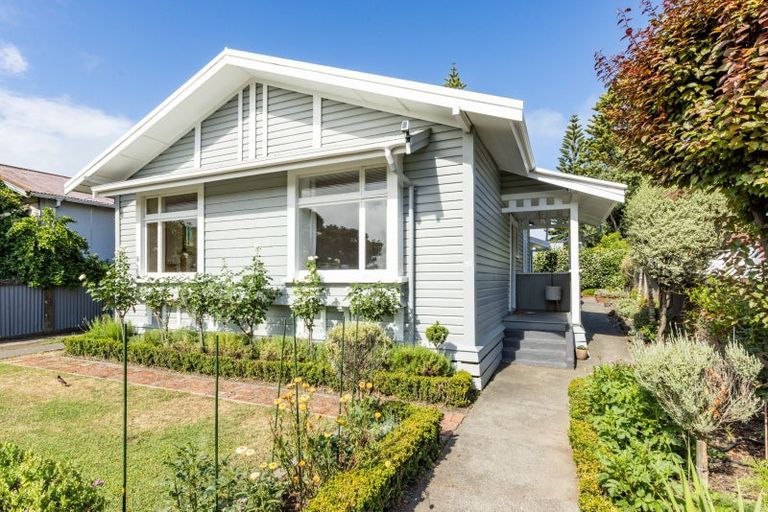 Photo of property in 38 Te Awa Avenue, Te Awa, Napier, 4110
