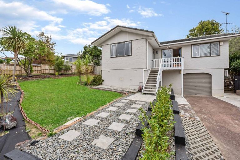 Photo of property in 108 Weatherly Road, Torbay, Auckland, 0630