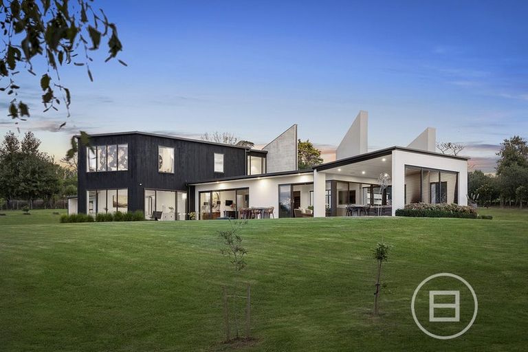 Photo of property in 90 Grace Hill Drive, Dairy Flat, Albany, 0792