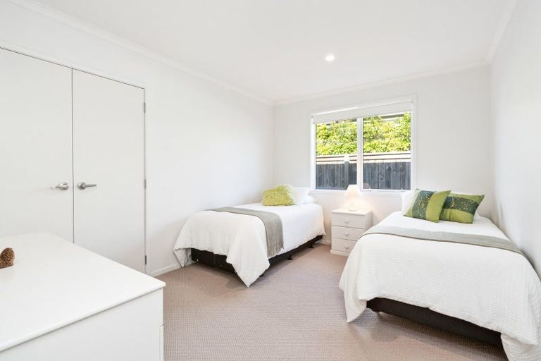 Photo of property in 20 Stace Hopper Drive, One Tree Point, 0118