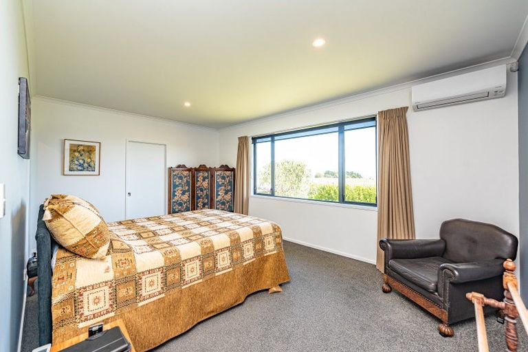 Photo of property in 12 Windsor Terrace, Durie Hill, Whanganui, 4500