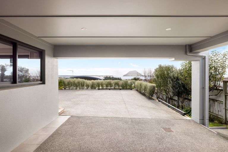 Photo of property in 2/26 Pillans Road, Otumoetai, Tauranga, 3110