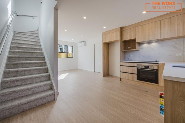 Photo of property in 1/10 Richard Road, Mangere, Auckland, 2022