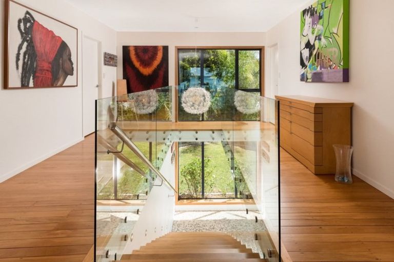 Photo of property in 12 Beach Grove, Omokoroa, 3114