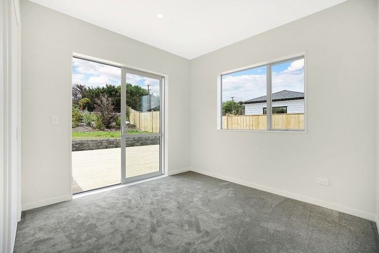 Photo of property in 75d Twin Parks Rise, Papakura, 2582