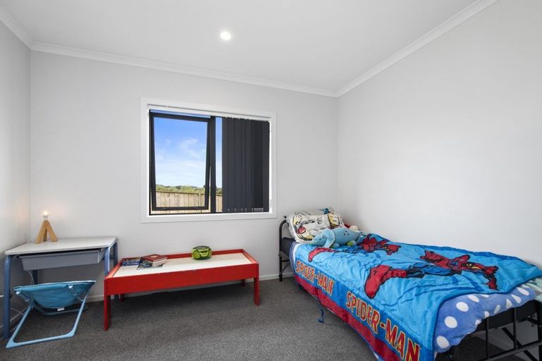 Photo of property in 19 Gibboney Place, Pokeno, 2402