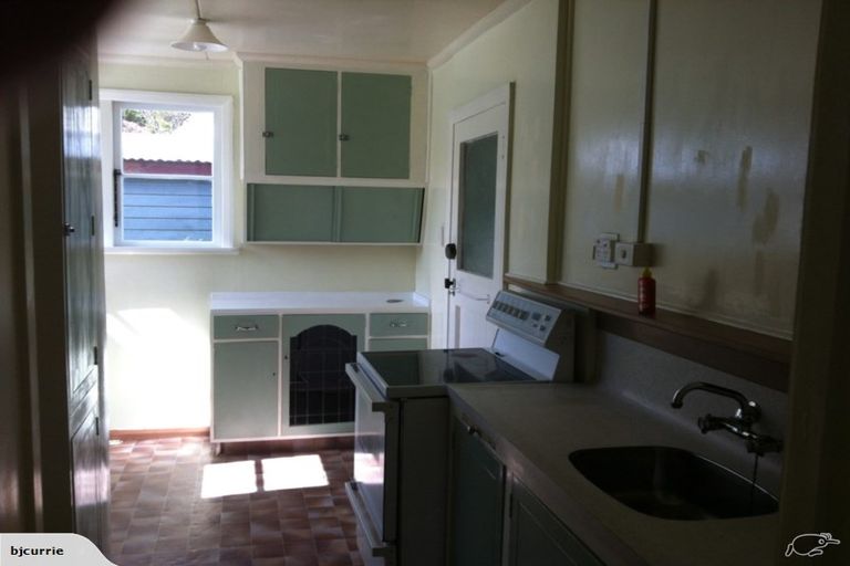 Photo of property in 5 Anderson Street, Hokowhitu, Palmerston North, 4410